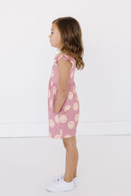 Load image into Gallery viewer, JUNIE SHORT JUMPER - SMILIE