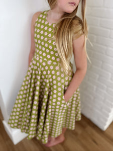 TILLIE DRESS - RETRO DAISY